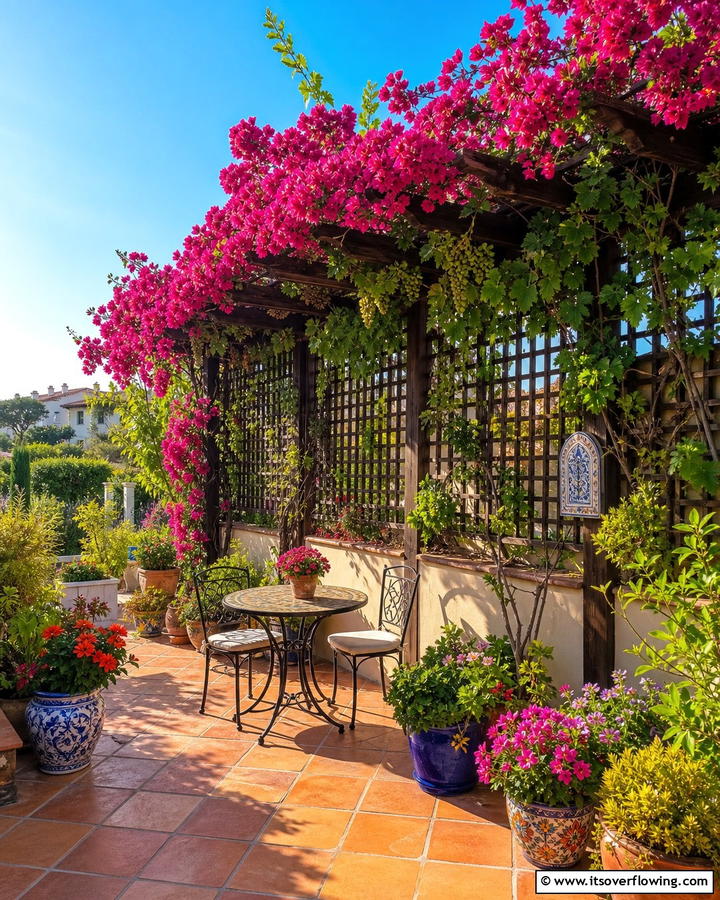 Trellises - 20 Garden Shade Ideas to Create a Cool and Comfortable Outdoor Space