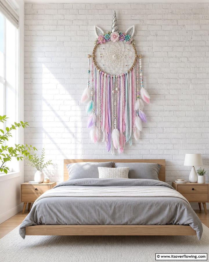 Unicorn Dreamcatchers - 25 Unicorn Bedroom Ideas for a Magical Space