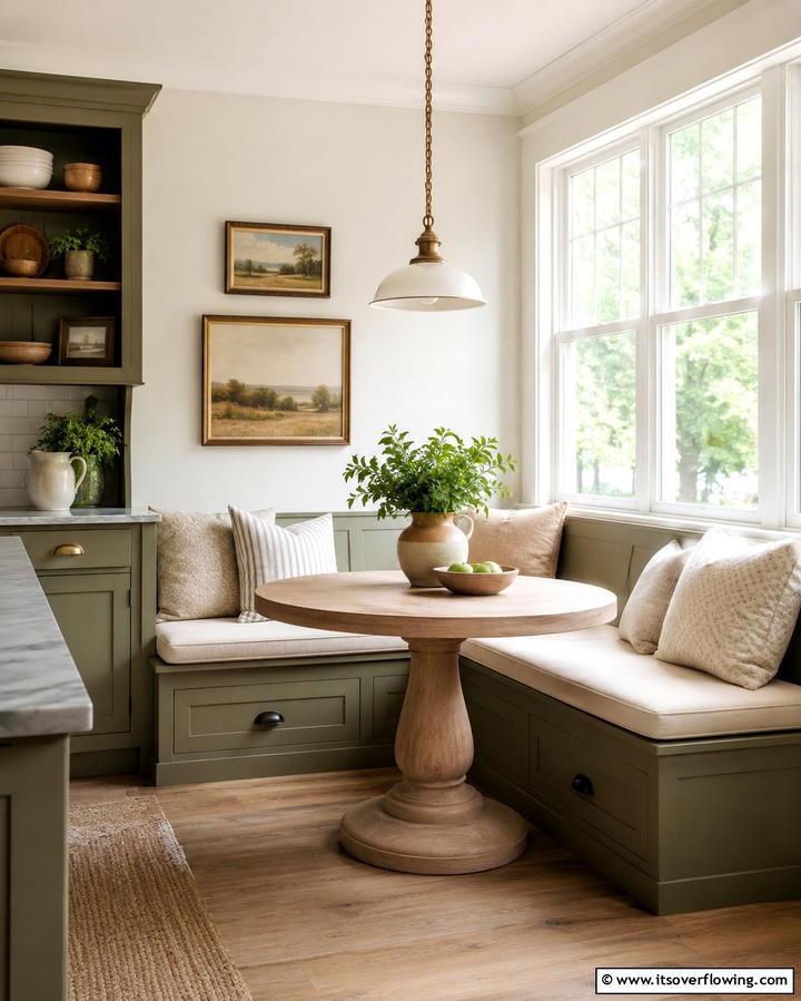 Utilize Built In Banquettes - 25 Small Dining Room Ideas for Compact Spaces
