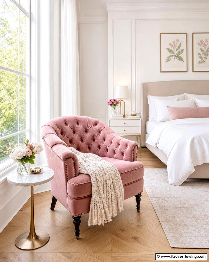 Velvet Dusty Rose Chair - 20 Dusty Rose Bedroom Ideas for a Soft and Romantic Look