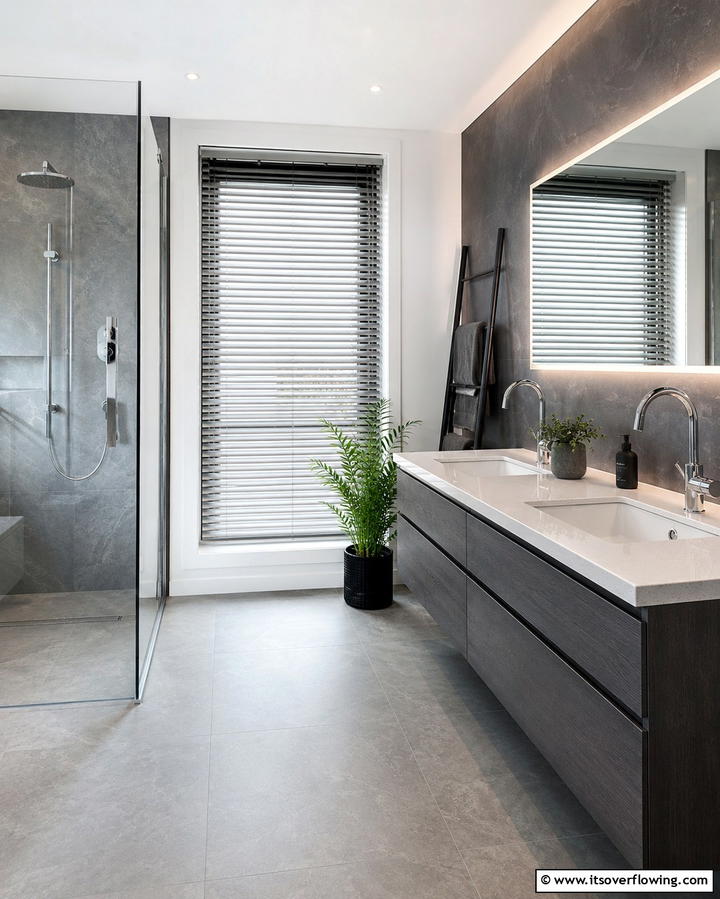 Venetian Blinds for Adjustable LightExact - 25 Beautiful Bathroom Window Treatment Ideas for Privacy