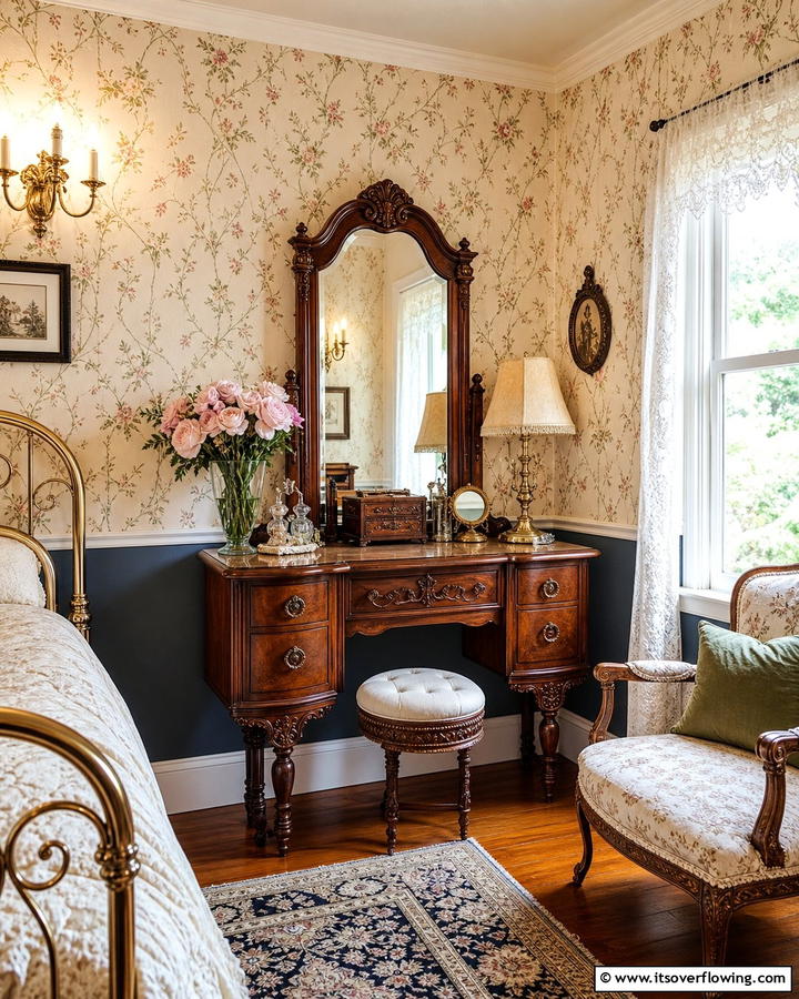 Vintage Charm - 20 Dressing Table Ideas for a Chic and Functional Space