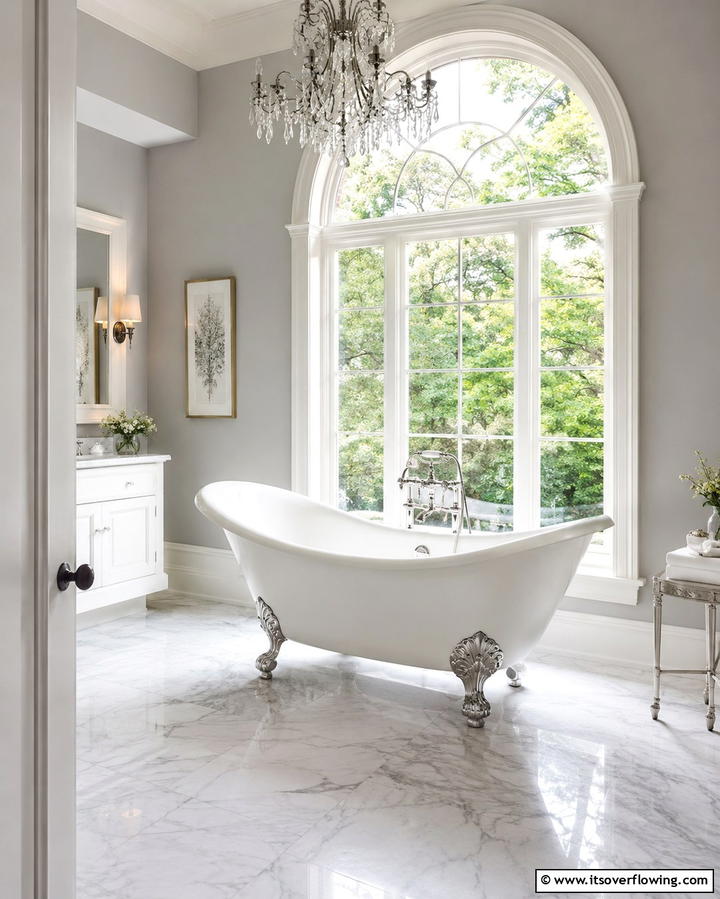 Vintage Clawfoot Tub Charm - 25 Vintage Bathroom Ideas for Classic Charm