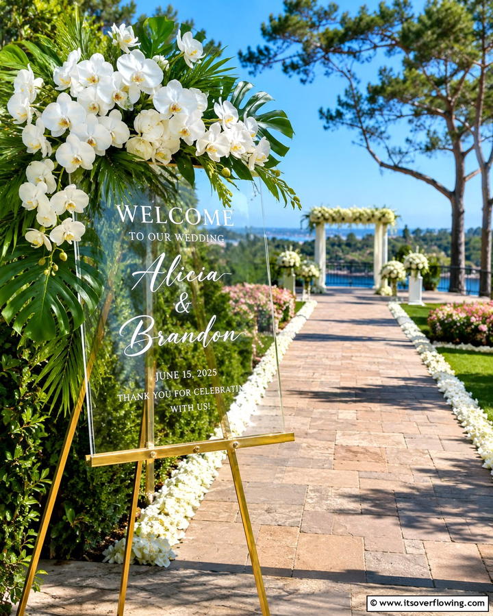 Welcome Sign Display - 30 Unique Wedding Ceremony Ideas for Your Perfect Day