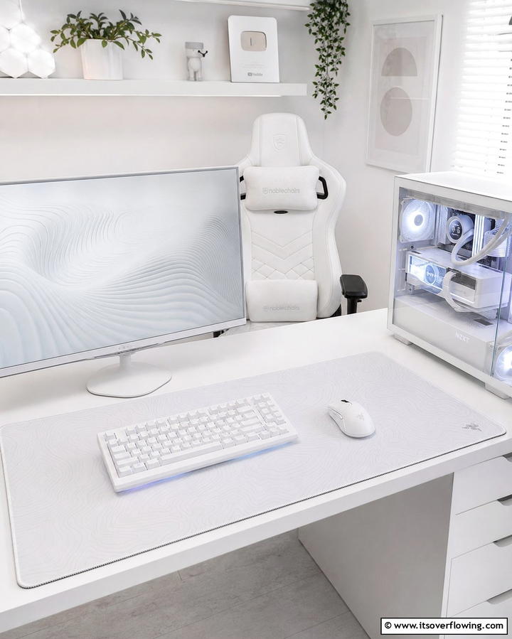 White Gaming Desk Mat - 25 All White Gaming Setup Ideas for a Sleek Look