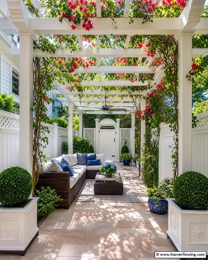 White Pergola Fence - 20 White Privacy Fence Ideas for a Classic Look