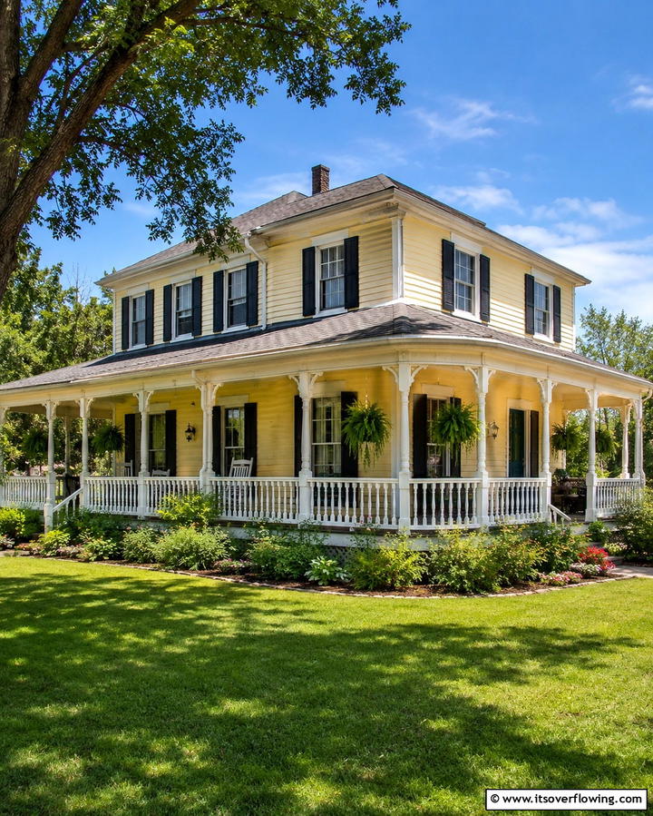 Wraparound Porches - 25 1980s House Exterior Ideas for a Retro Look