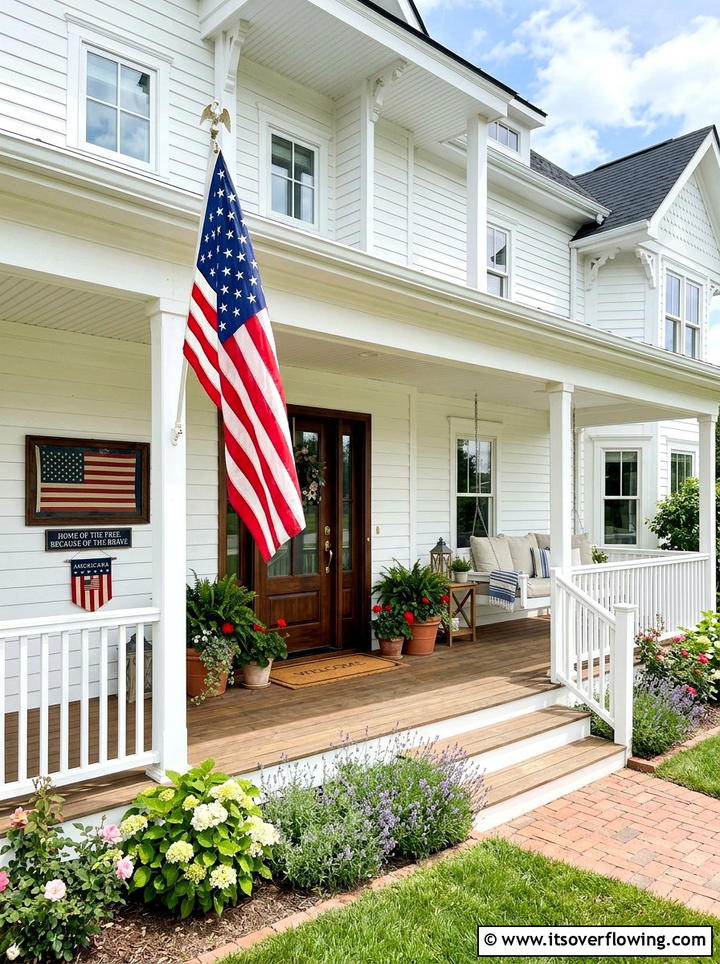 American flag display - 25 front porch ideas with patriotic decor