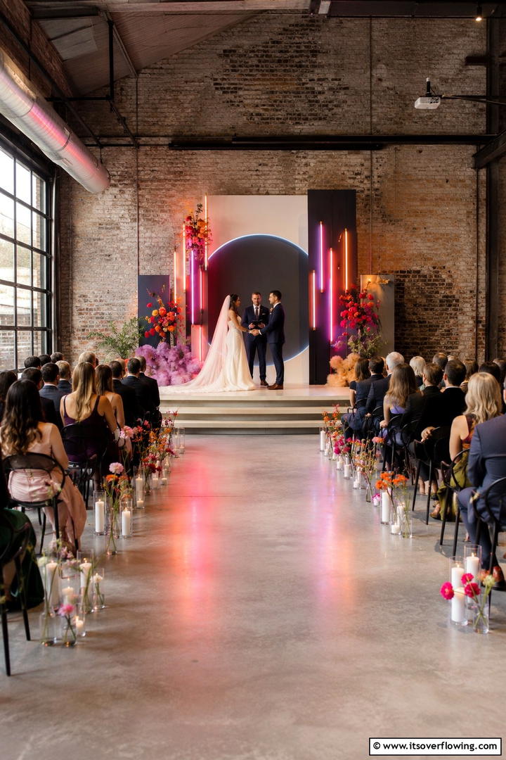 Artistic Urban Love - 30 Romantic Wedding Ideas for an Intimate and Memorable Day