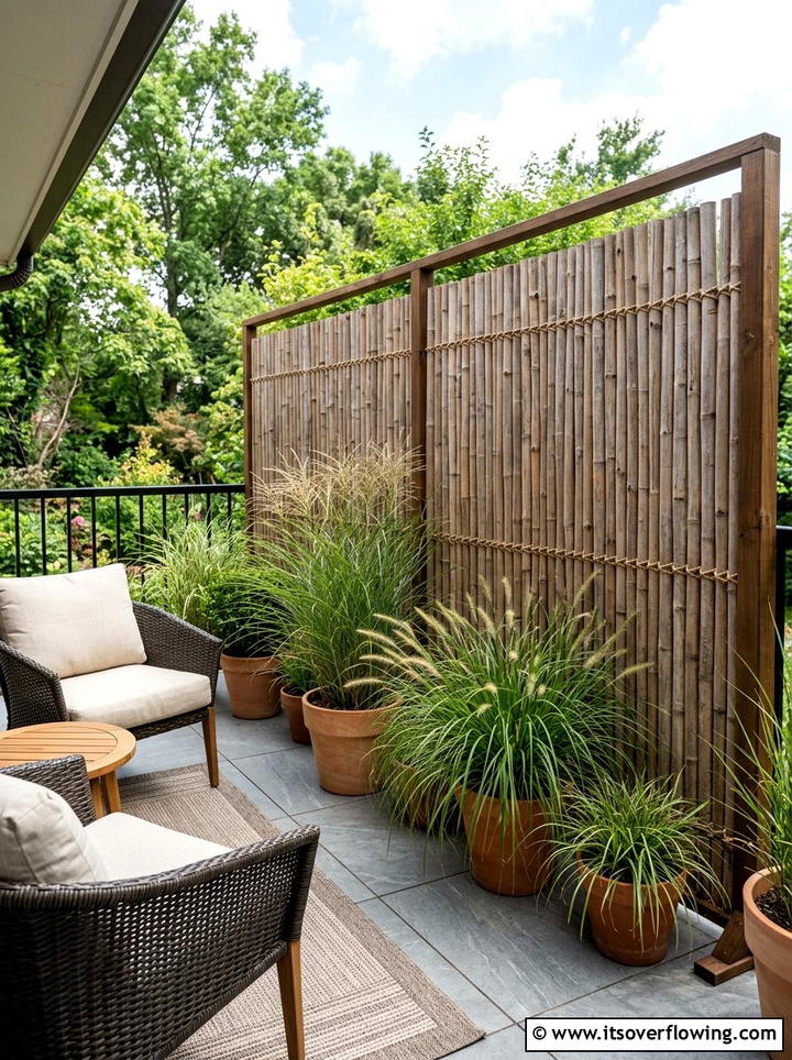Bamboo Privacy Screen - 25 garden ideas for apartments