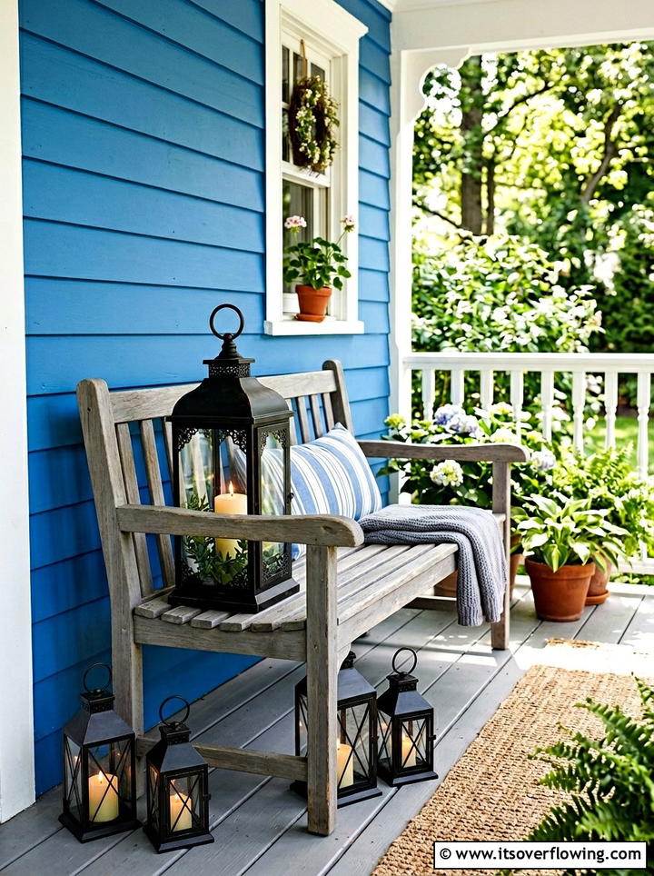 Bench Side Lantern - 25 front porch ideas with candle lanterns