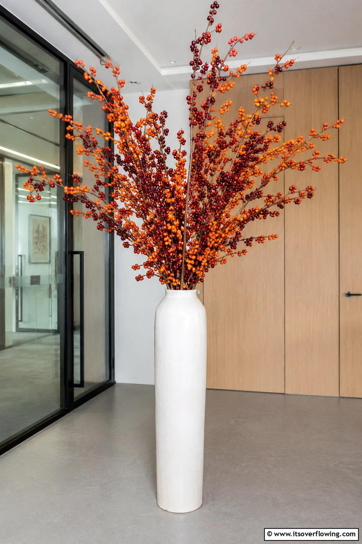 Berry Branch Office Arrangements - 50 Fall Office Decor Ideas for A Sleek, Calm Workspace