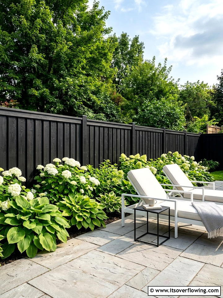 Black privacy fence - 25 backyard ideas with fence