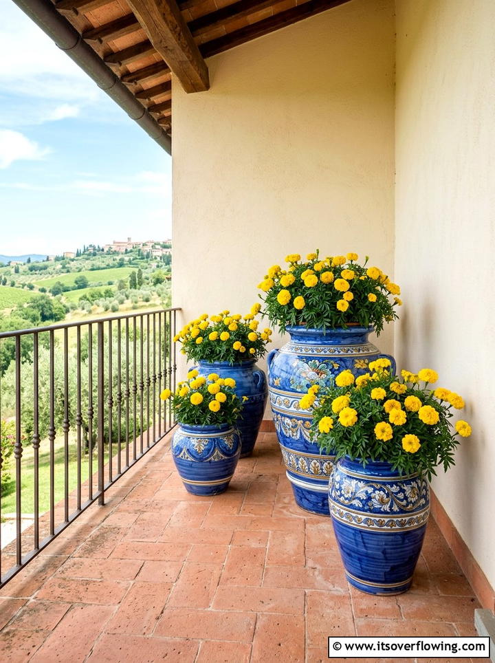 Blue Ceramic Urns For Porch - 25 front porch decor ideas with pedestal planters