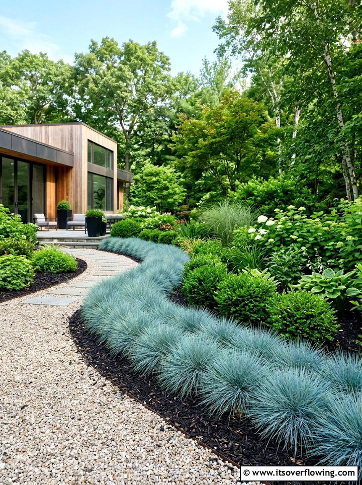 Blue fescue garden border - 25 backyard ideas with ornamental grasses