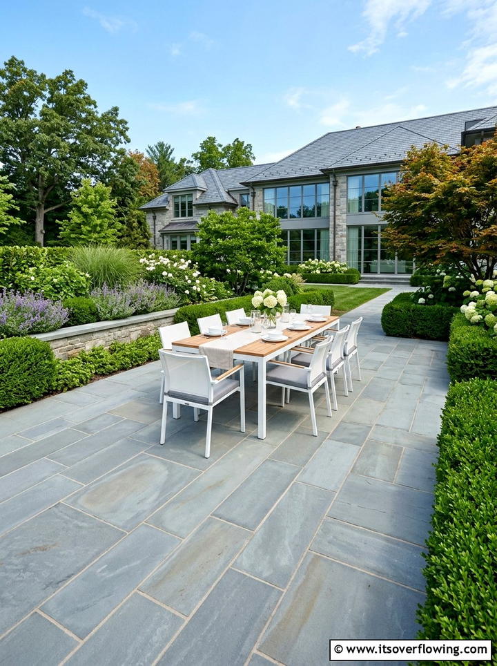 Bluestone Garden Patio - 25 small garden ideas with pavers