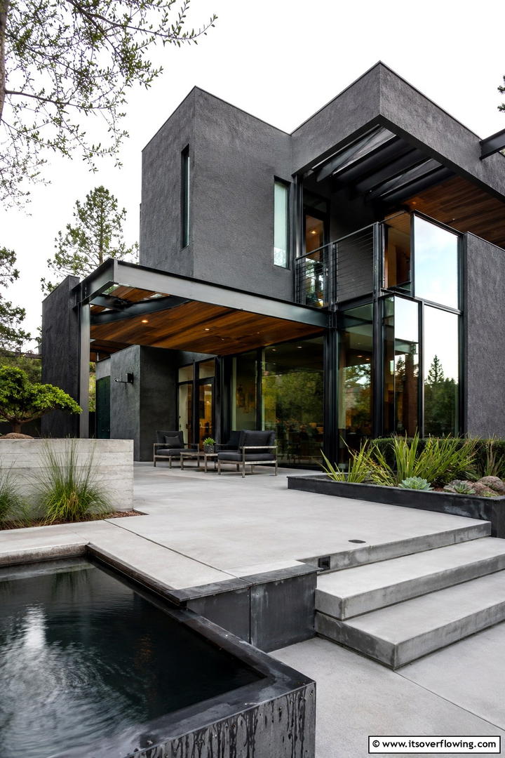 Bold Charcoal Modernity - 30 Stucco Color Ideas for Modern and Timeless Home Exteriors
