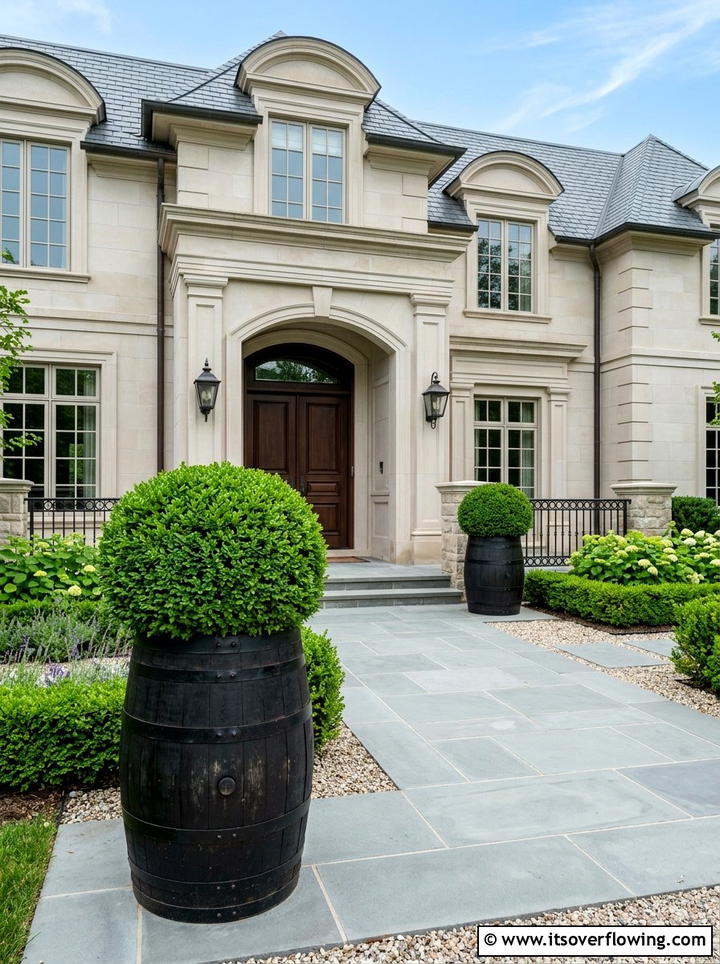Boxwood topiary in barrel - 25 front porch ideas with barrel planters