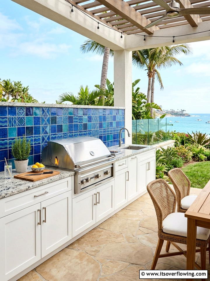 Built In Deck Seating - 25 backyard decorating ideas with deck decor