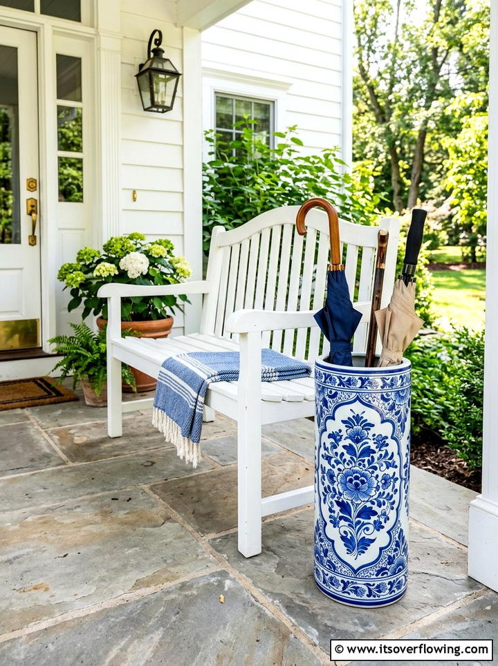 Ceramic Umbrella Stand - 25 front porch ideas with umbrella stand