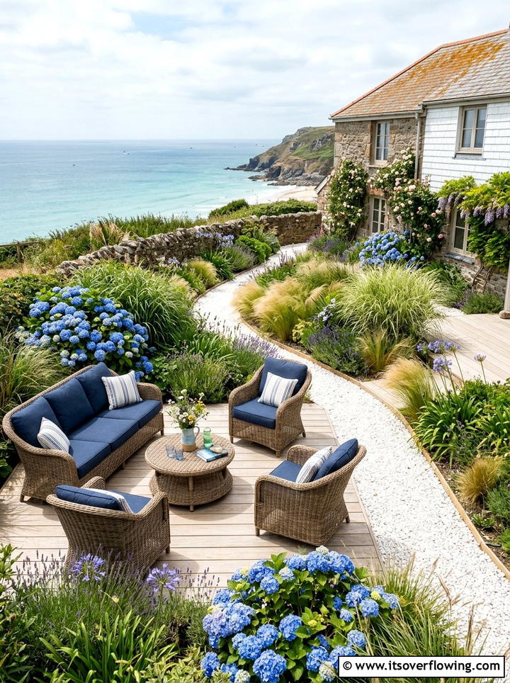 Coastal garden patio - 25 garden ideas with patio