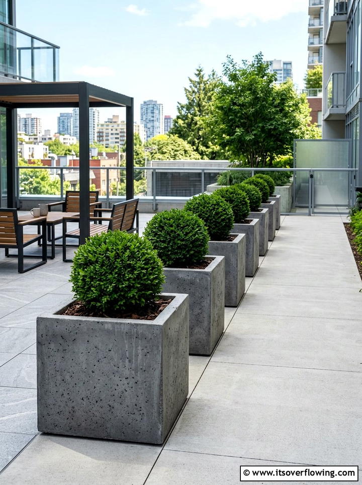 Concrete Planter Minimalist Setup - 25 small garden ideas with container clusters