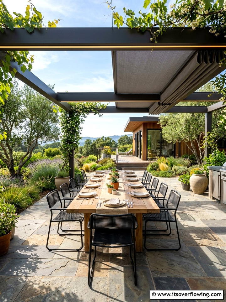 Contemporary Dining Area - 25 backyard ideas with modern landscape