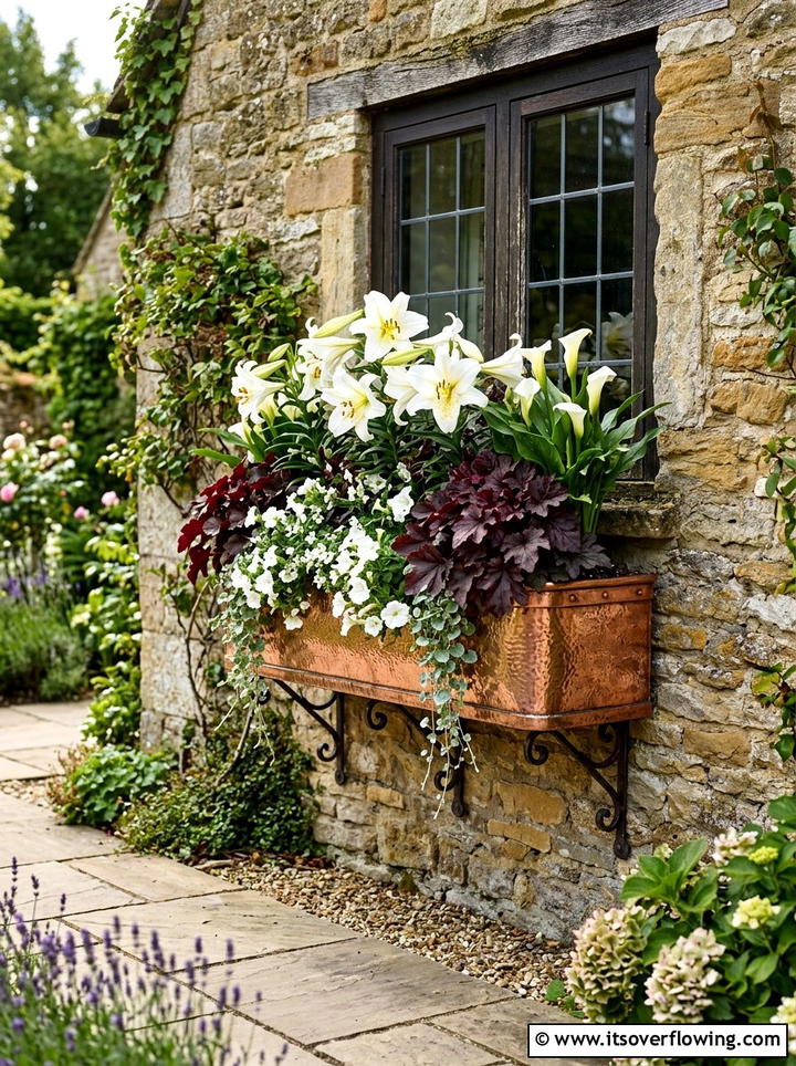 Copper Window Box - 25 garden ideas with window boxes