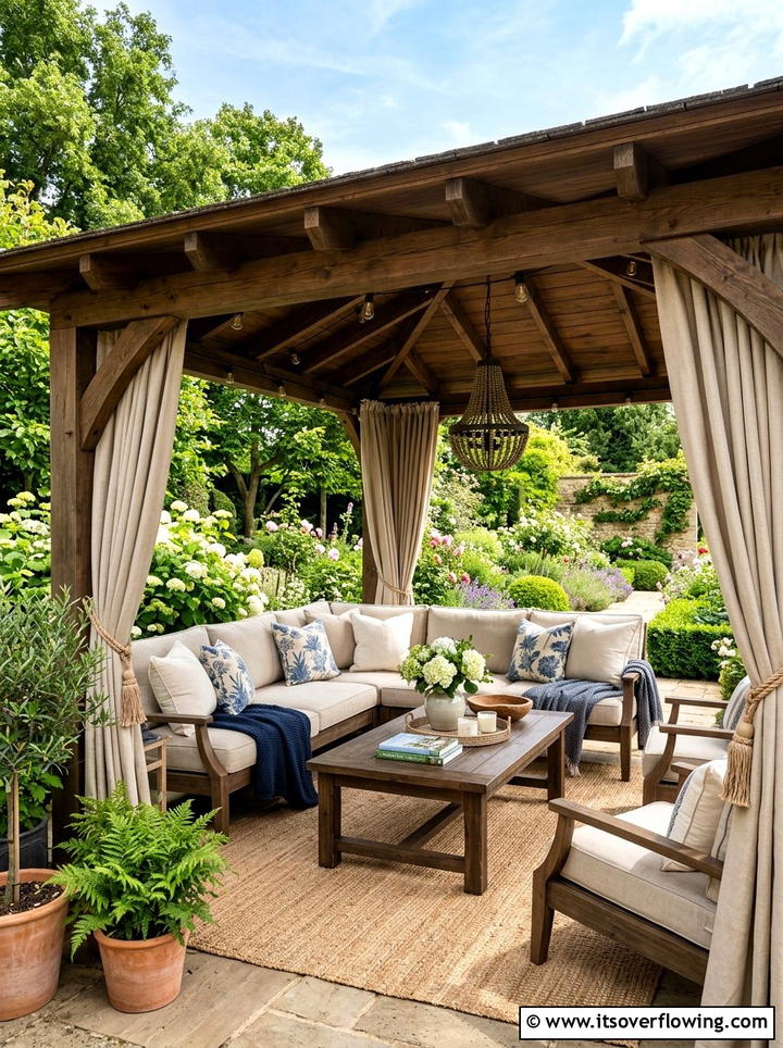 Covered pergola lounge - 25 backyard ideas for fall gatherings