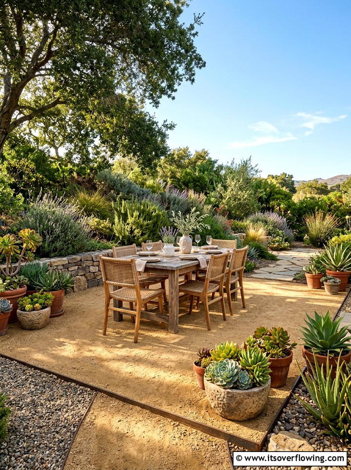 Decomposed granite patio - 25 garden ideas for desert style