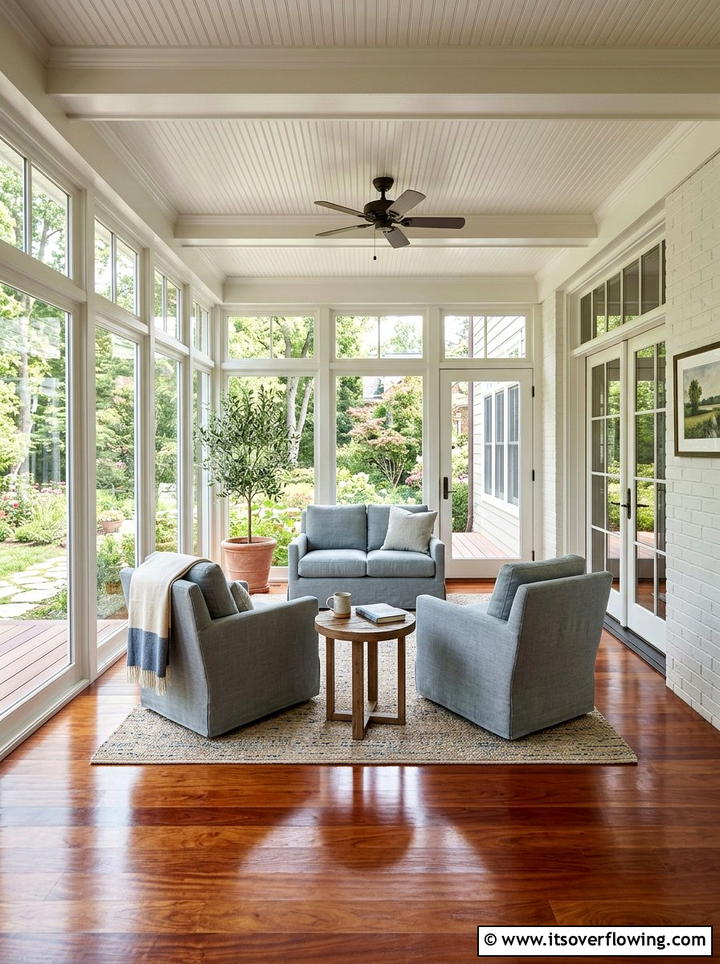 Enclosed porch hardwood flooring - 25 front porch ideas with wood floor