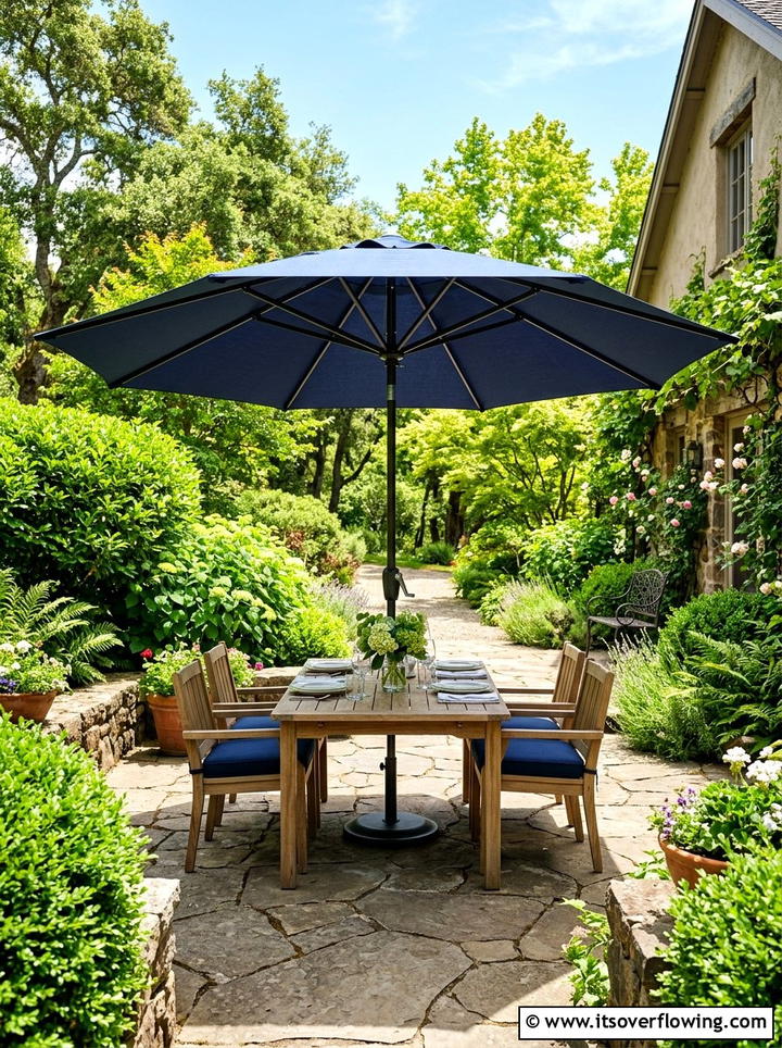 Fabric patio umbrellas - 25 garden decor ideas for patios