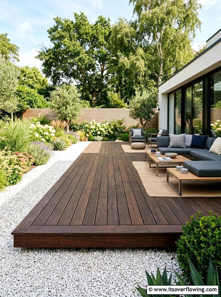 Floating Timber Deck - 25 backyard ideas with modern landscape