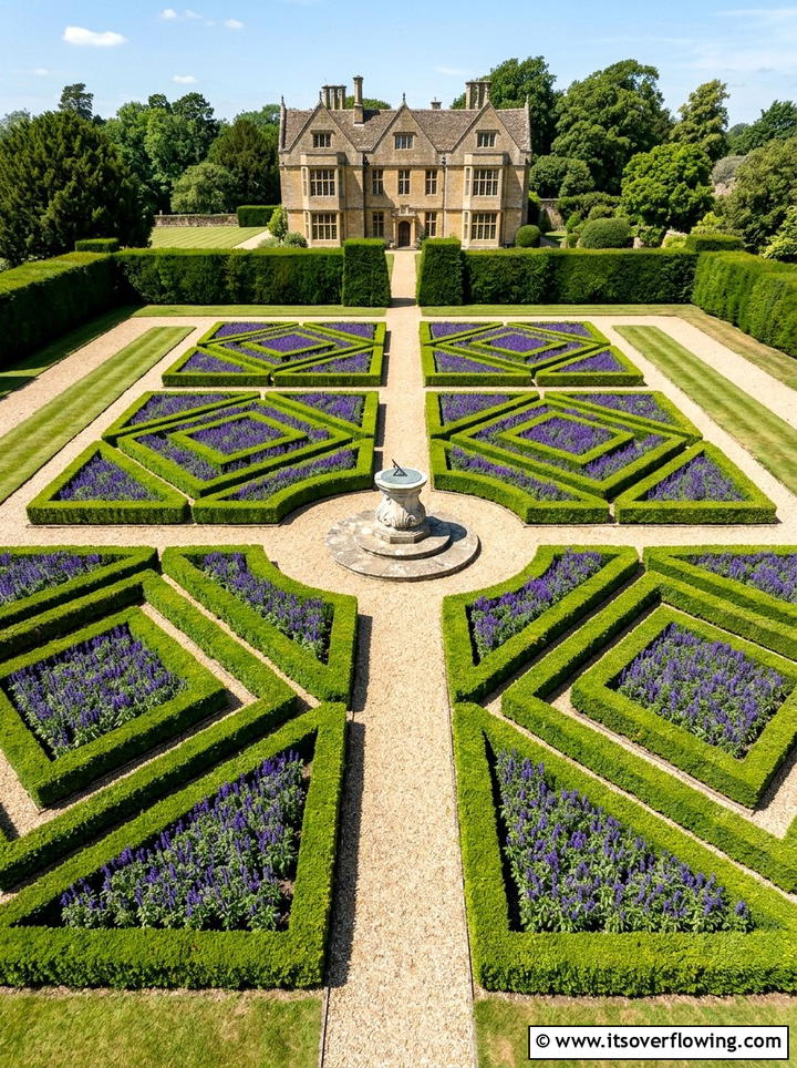 Formal parterre layout - 25 garden ideas for traditional homes