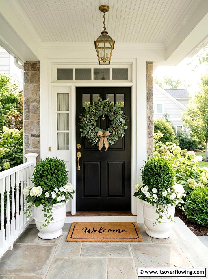 Front porch wreath - 25 front porch decor ideas