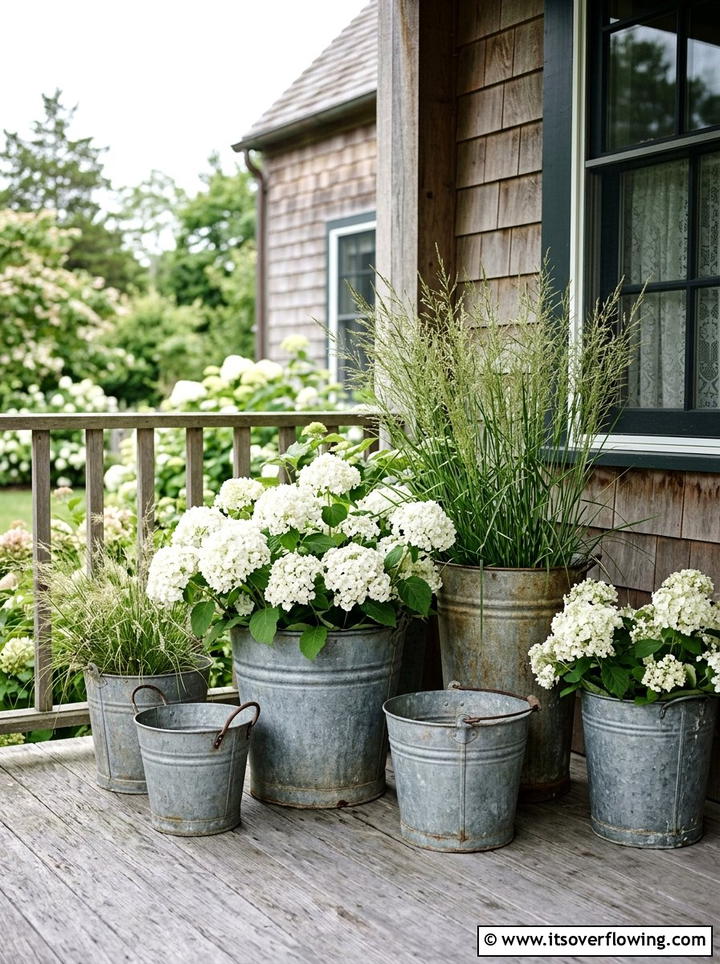Galvanized Bucket Planter - 25 upcycled garden ideas with rustic style