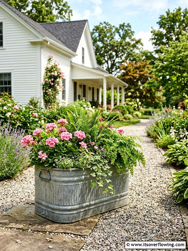 Galvanized Metal Planter - 25 garden decor ideas with farmhouse accents