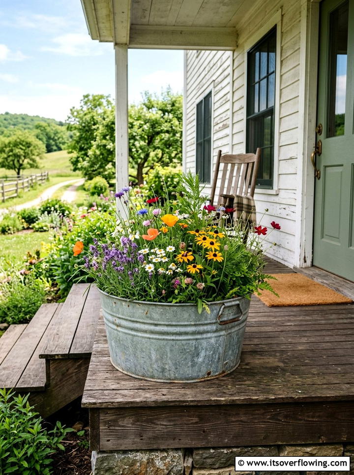 Galvanized Metal Tub - 25 small garden ideas for renters