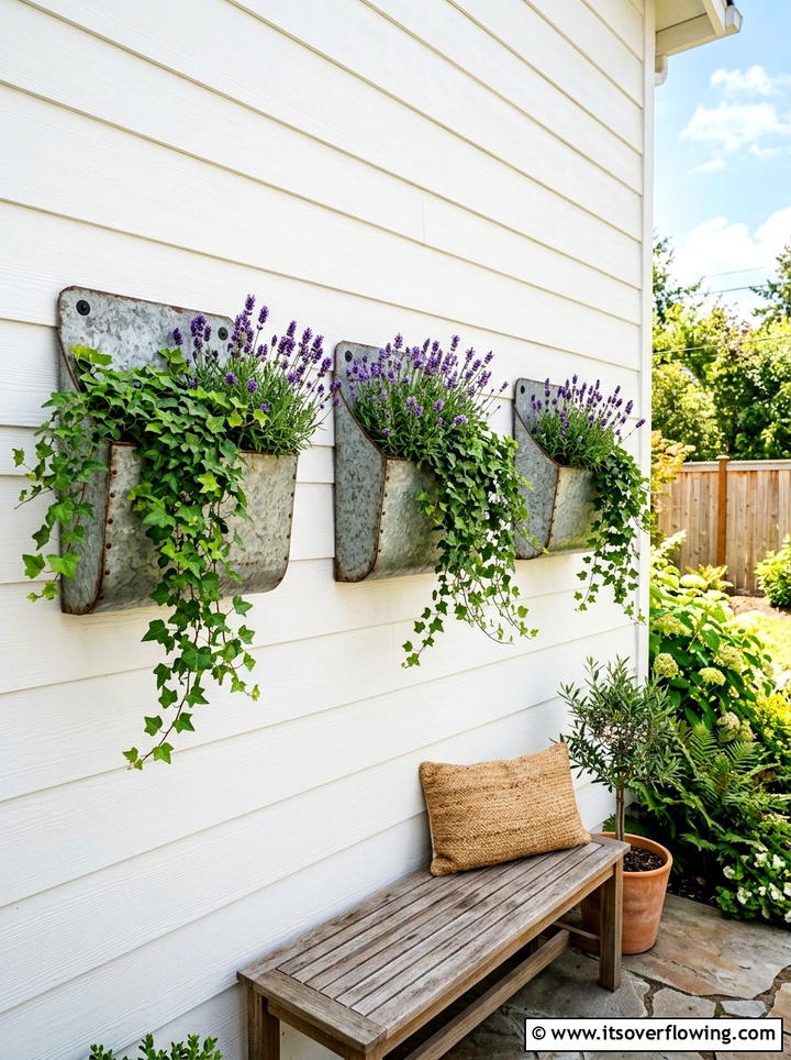 Galvanized Wall Pocket - 25 front porch decor ideas with galvanized metal