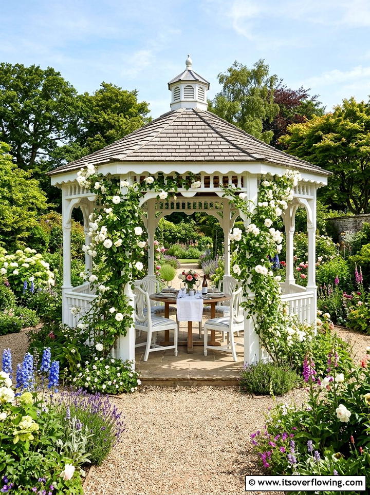 Garden gazebo retreat - 25 backyard ideas with cozy corner