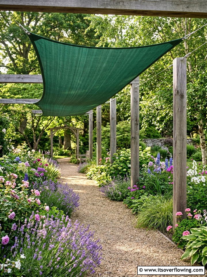 Garden walkway shade sail - 25 backyard decorating ideas with shade sail