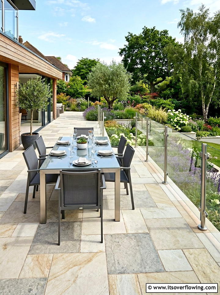 Geometric Paver Layout - 25 garden ideas with pavers