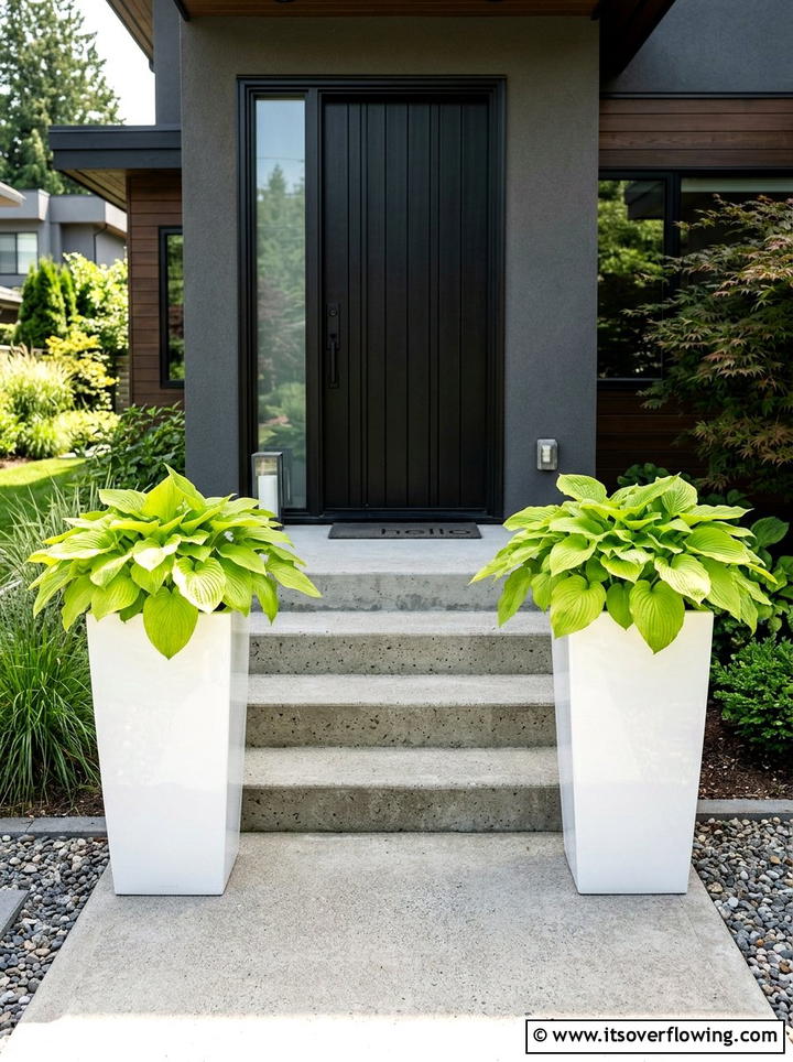 Glossy White Tall Planters - 25 front porch decor ideas with pedestal planters