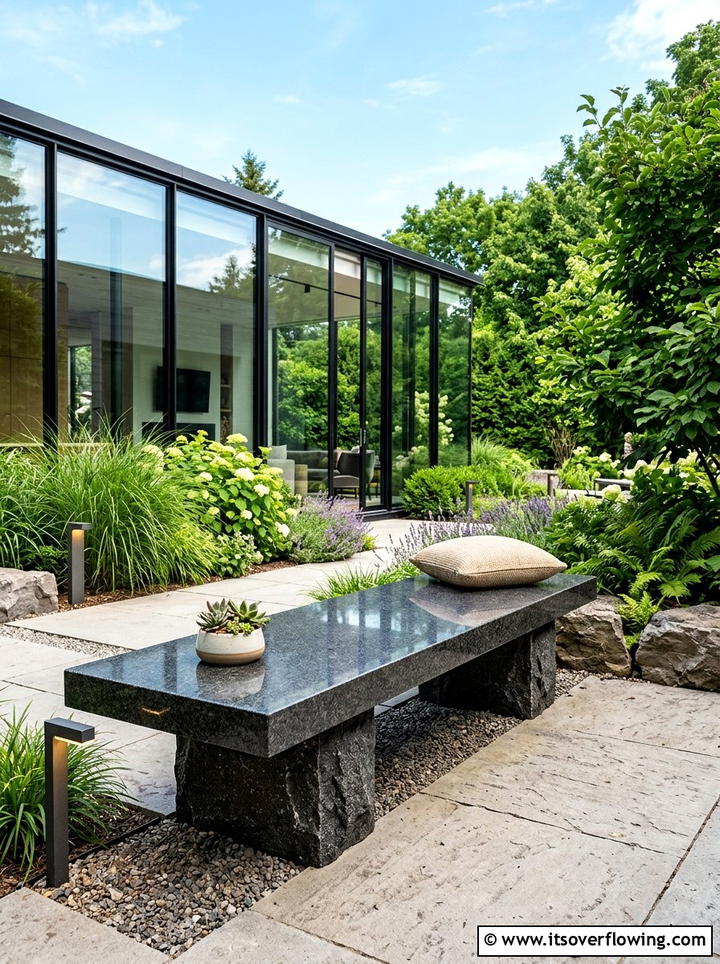 Granite slab outdoor seat - 25 backyard ideas with stone seating