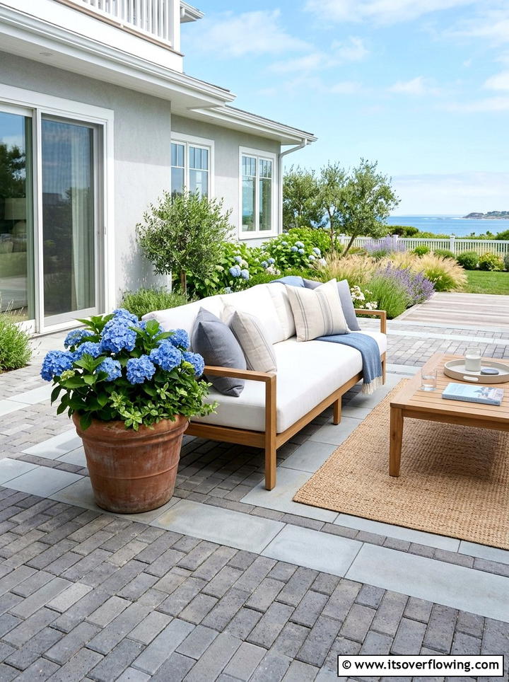 Gray Brick Patio - 25 backyard ideas with brick patio
