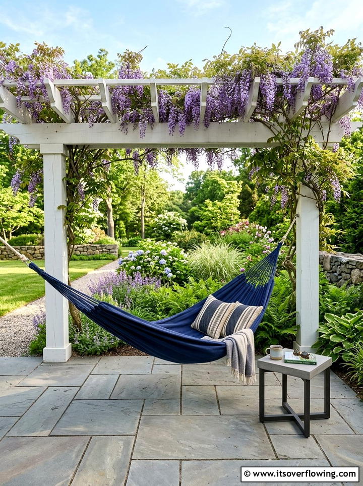 Hammock Under Pergola - 25 garden decor ideas with hammocks