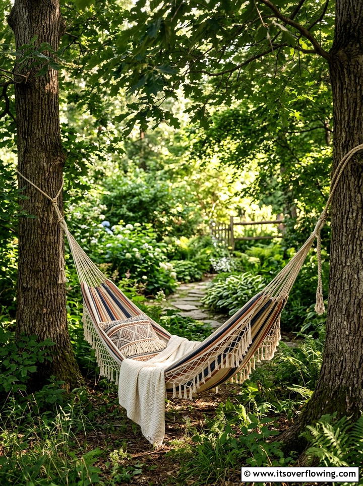Hammock - 25 backyard ideas on a budget