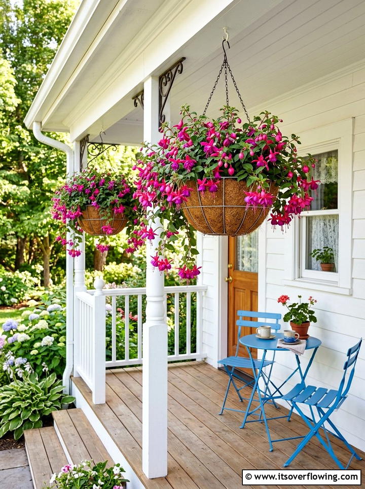 Hanging Flower Basket - 25 cheap garden ideas for small spaces