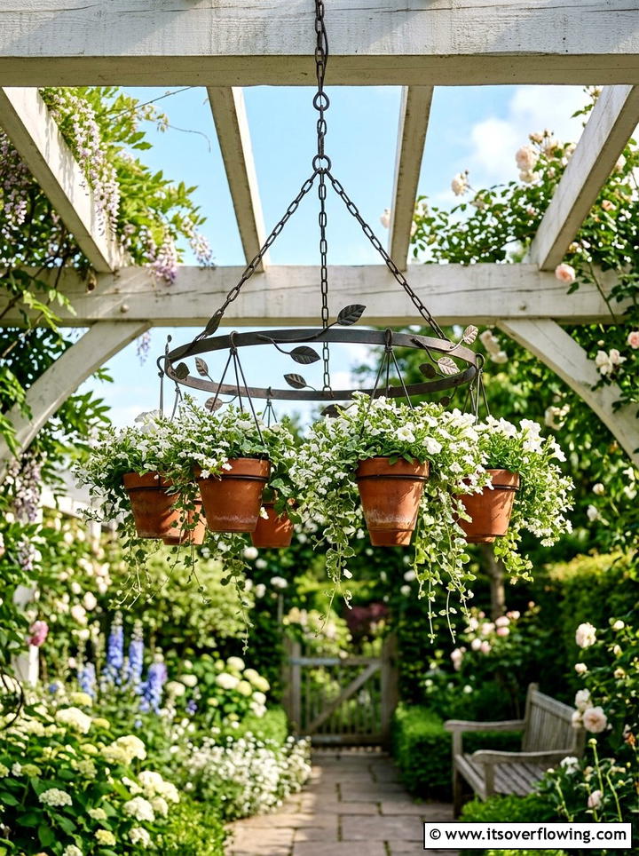 Hanging Pot Chandelier - 25 garden ideas with terracotta crafts