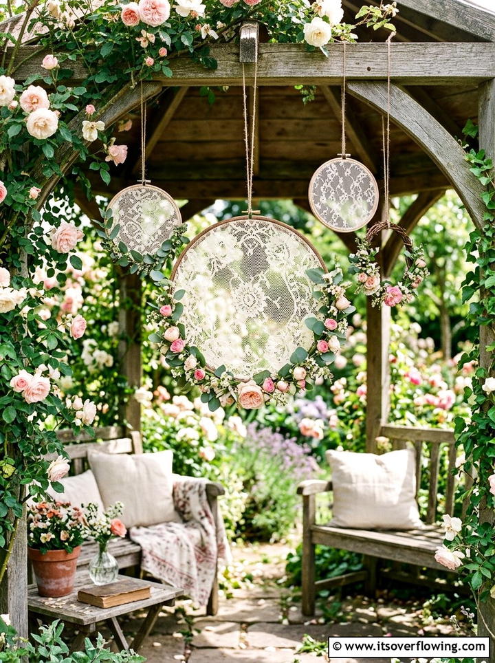 Lace fabric floral hoop - 25 garden decor ideas with floral hoops